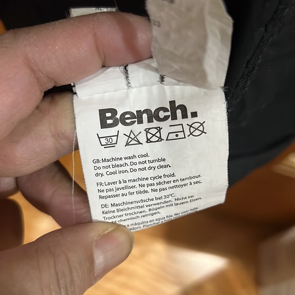 Pre-Owned Women Black Jacket, size Small, in black in the excellent condition. - Picture 4 of 4